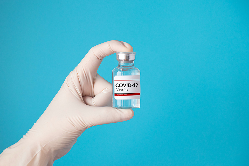 Vaksin Covid-19 di Indonesia