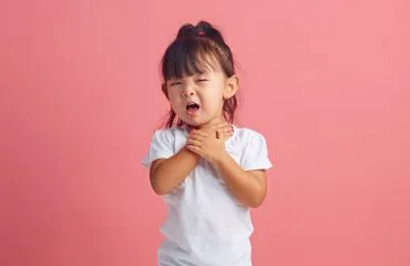 cara mengatasi radang tenggorokan pada anak