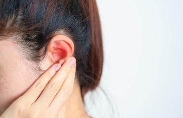 Cara mengobati telinga berair dan bau