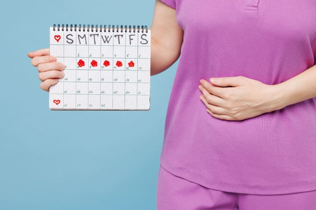 perbedaan flek hamil dan haid