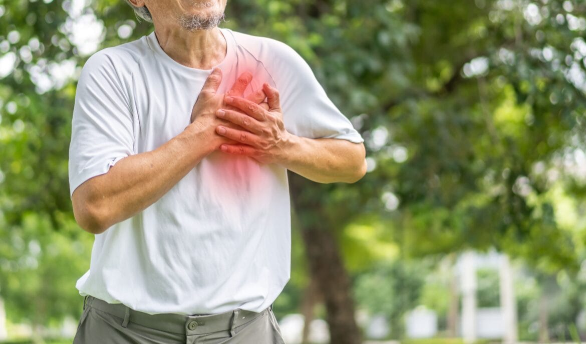 perbedaan nyeri dada akibat jantung dan gerd