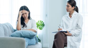 ciri-ciri orang harus ke psikiater