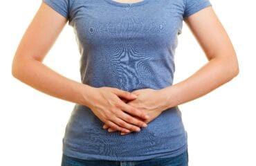 penyebab perut kedutan