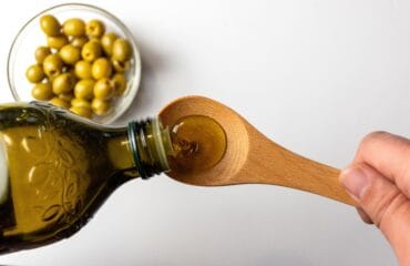 manfaat minyak zaitun untuk wajah