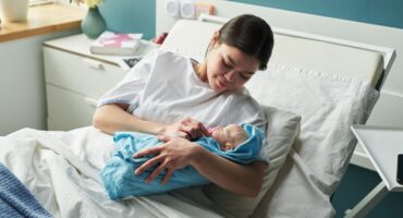 perdarahan postpartum adalah