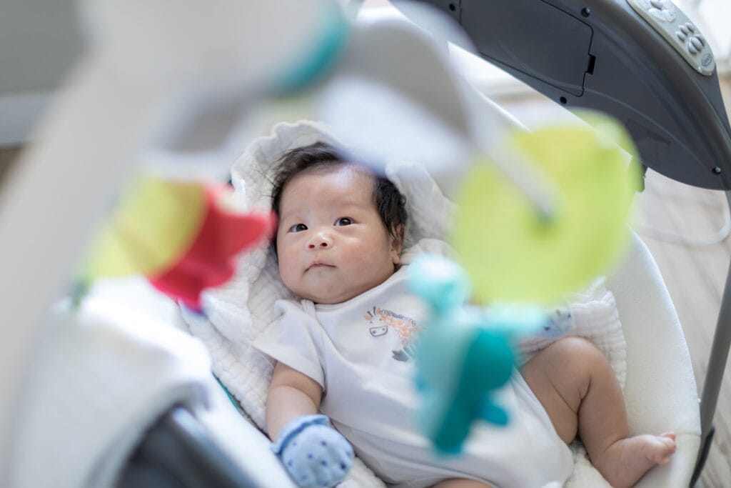 perkembangan bayi 2 bulan