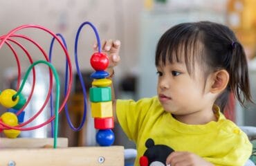 perkembangan bayi 2 minggu