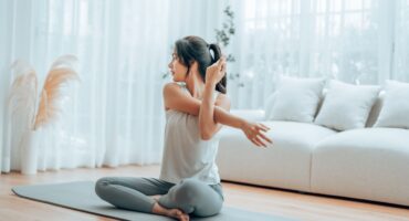 peregangan untuk bahu kaku